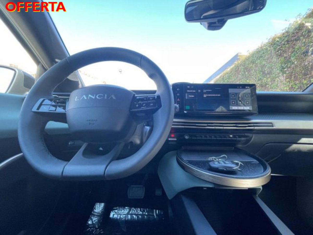 Lancia Ypsilon 1.2 mhev Edizione Limitata Cassina e-dct (16)