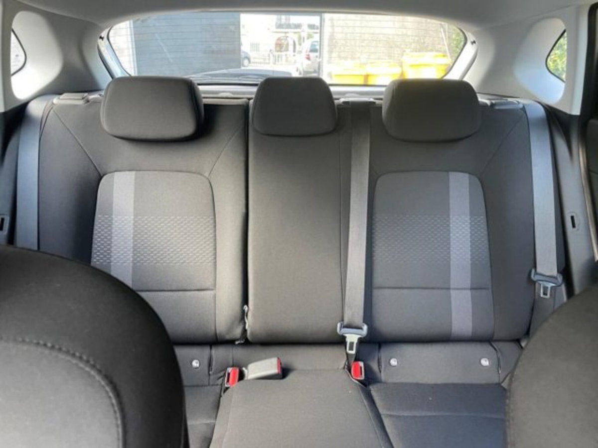 Hyundai i20 1.2 MPI MT GPL ConnectLine (10)