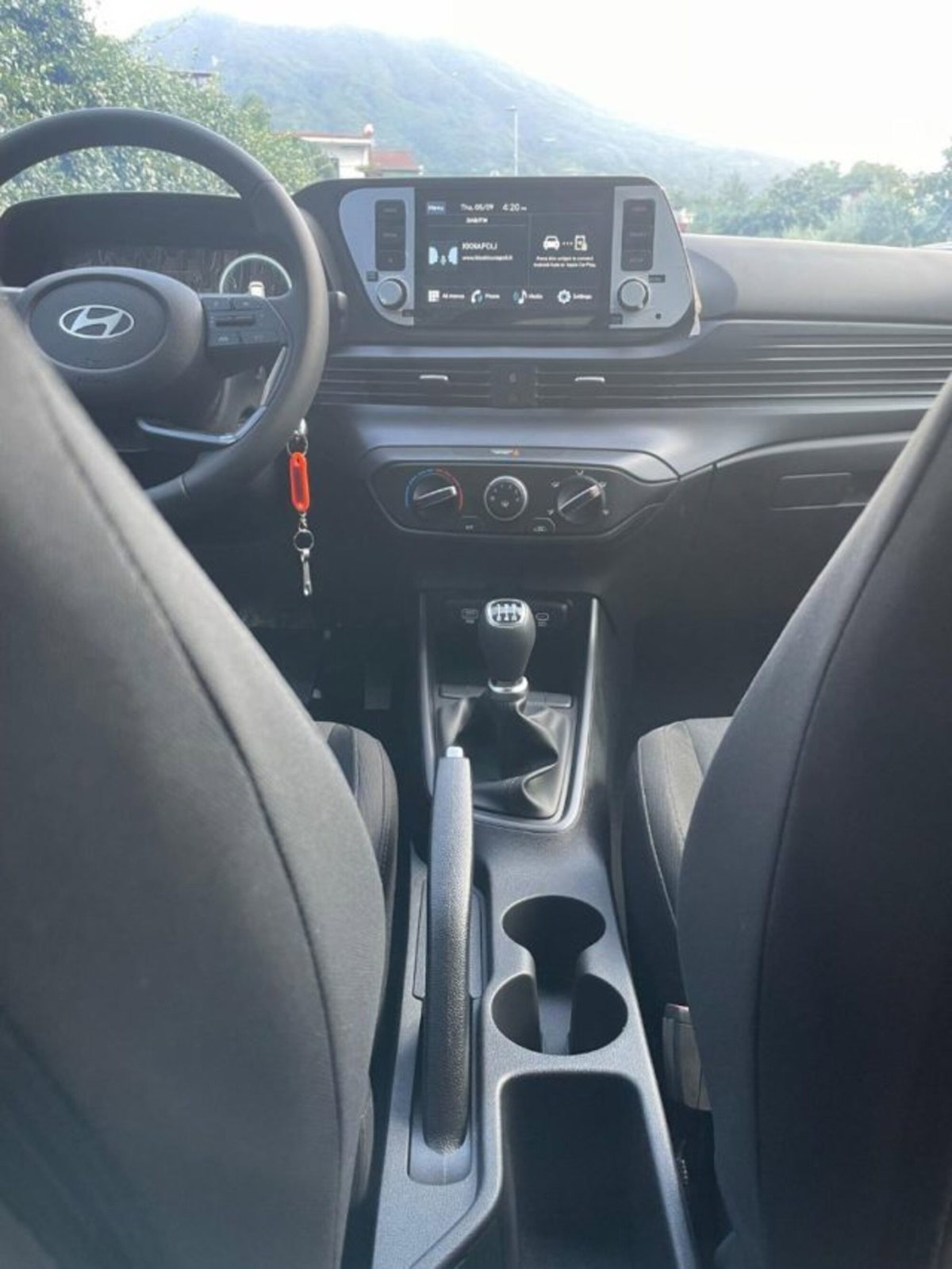 Hyundai i20 1.2 MPI MT GPL ConnectLine (14)