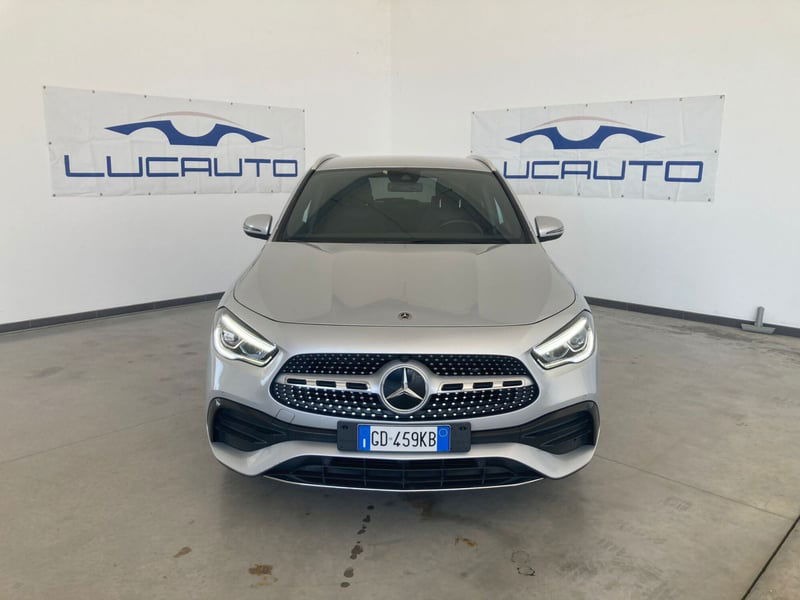 Mercedes-Benz GLA SUV 200 d Automatic Premium