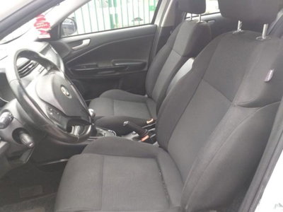 Alfa Romeo Giulietta 1.6 JTDm-2 Giulietta (14)