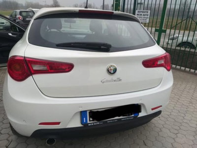 Alfa Romeo Giulietta 1.6 JTDm-2 Giulietta (8)