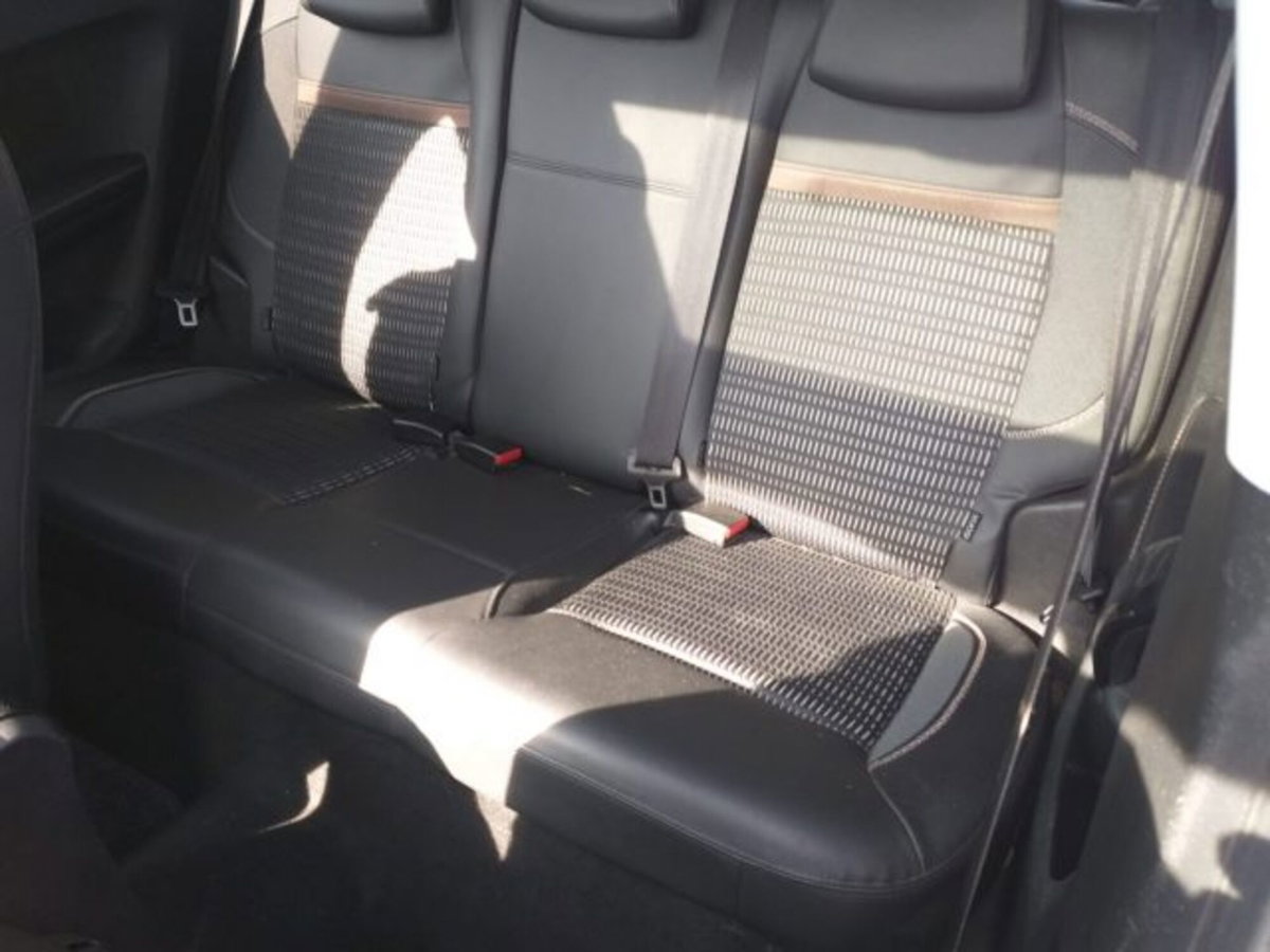 Peugeot 208 HDi 68 CV 3 porte Access (11)