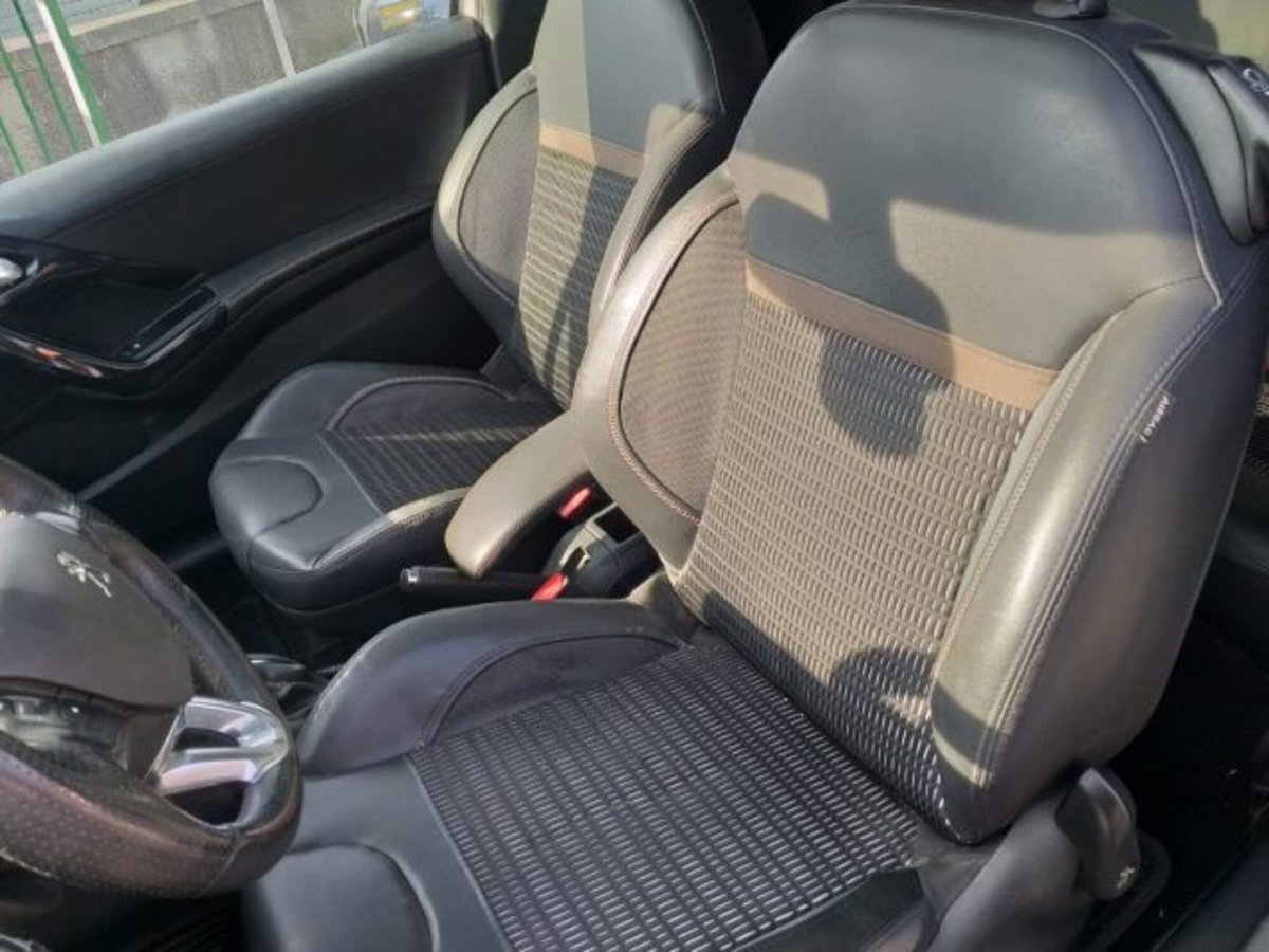 Peugeot 208 HDi 68 CV 3 porte Access (7)