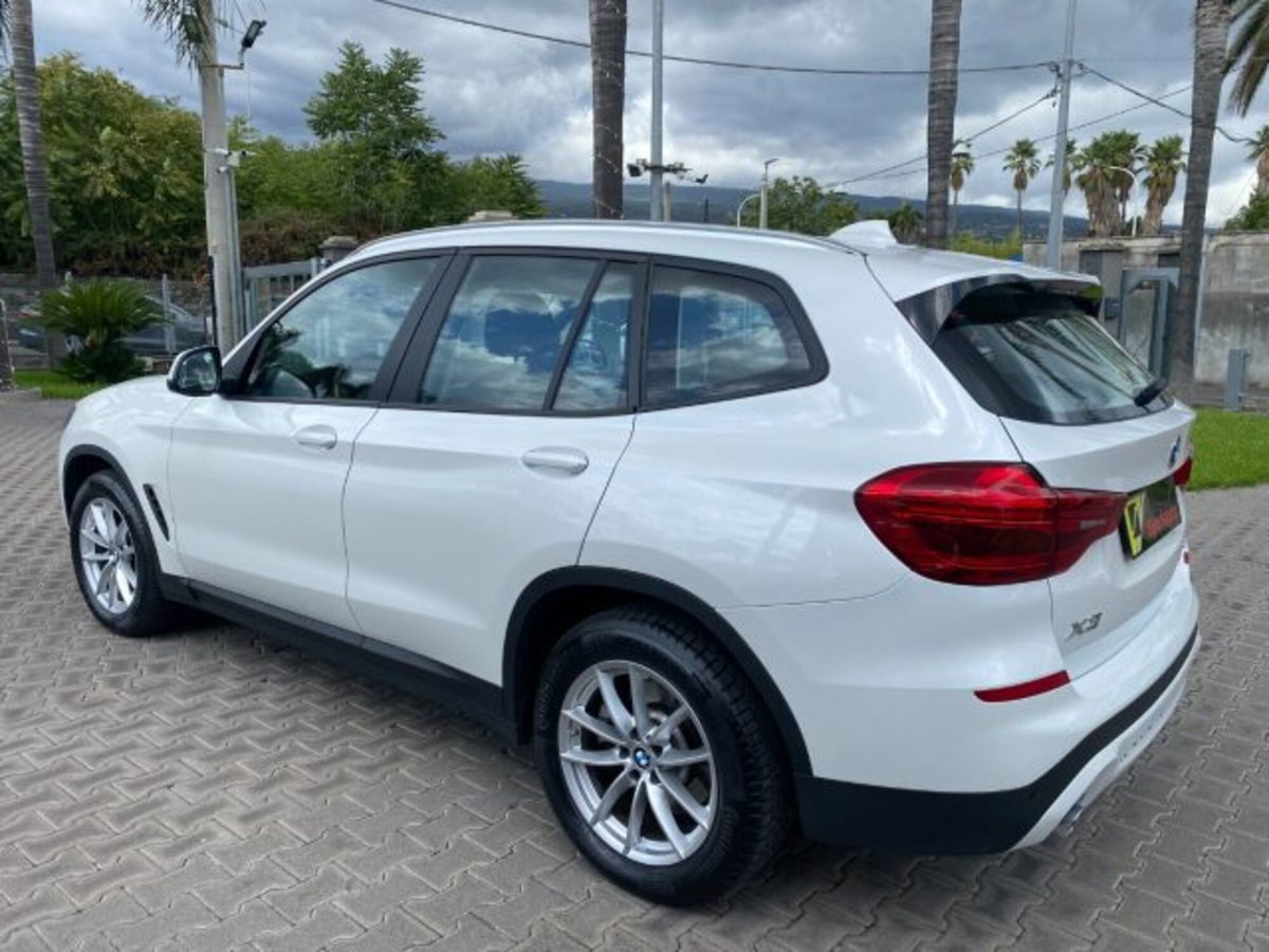 BMW X3 sDrive18d Business Advantage Aut. (3)