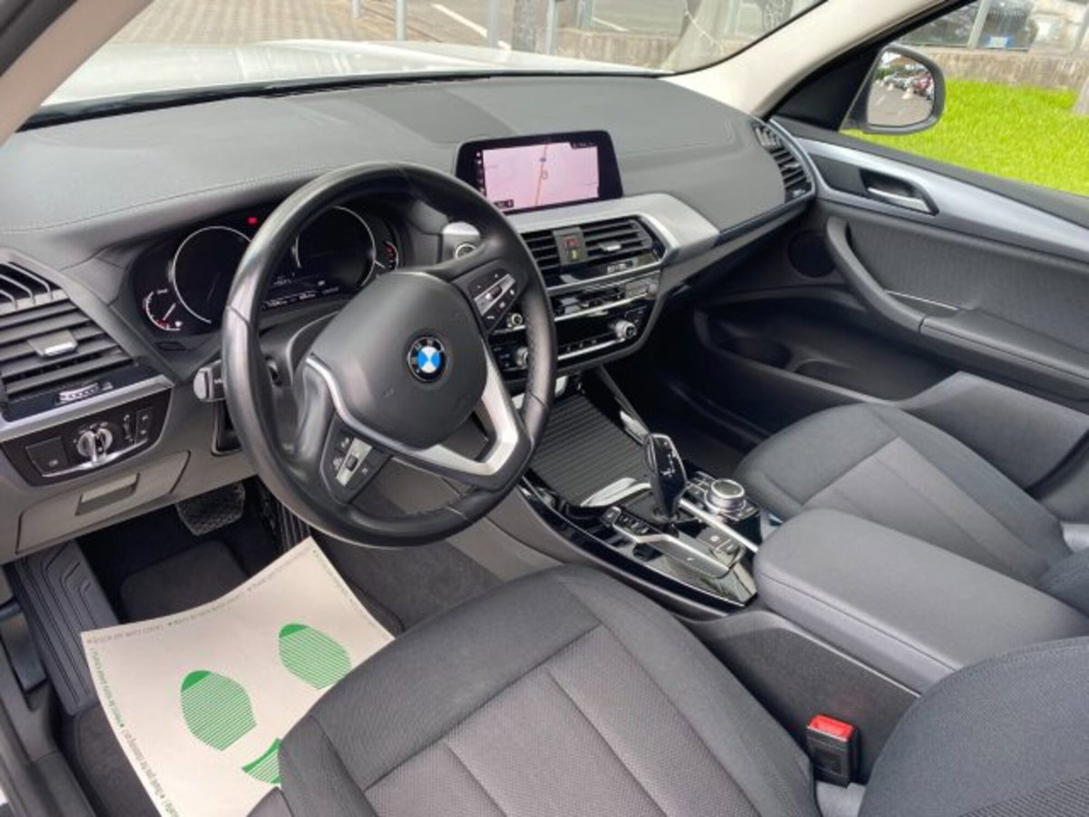 BMW X3 sDrive18d Business Advantage Aut. (5)
