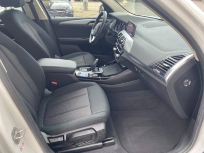 BMW X3 sDrive18d Business Advantage Aut. (8)