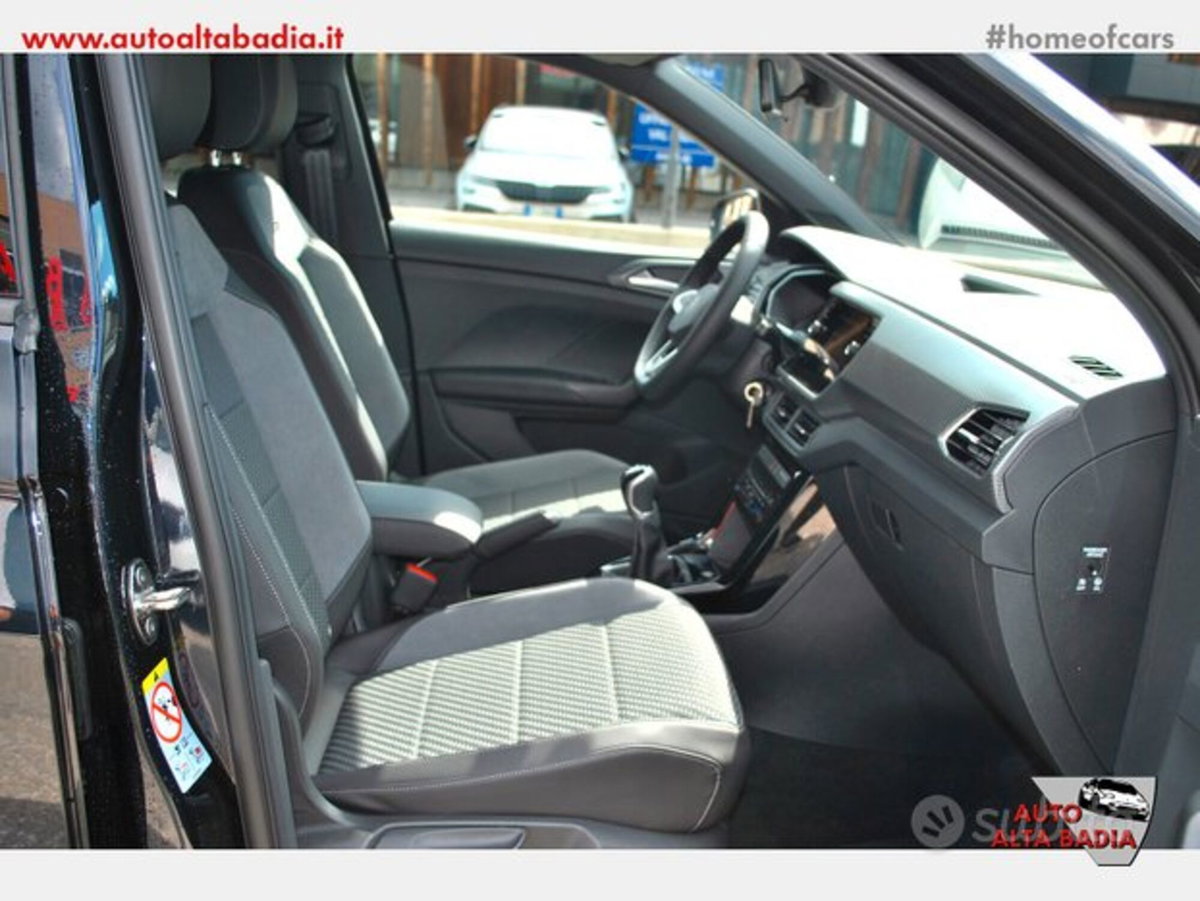 Volkswagen T-Cross 1.0 TSI Sport (10)