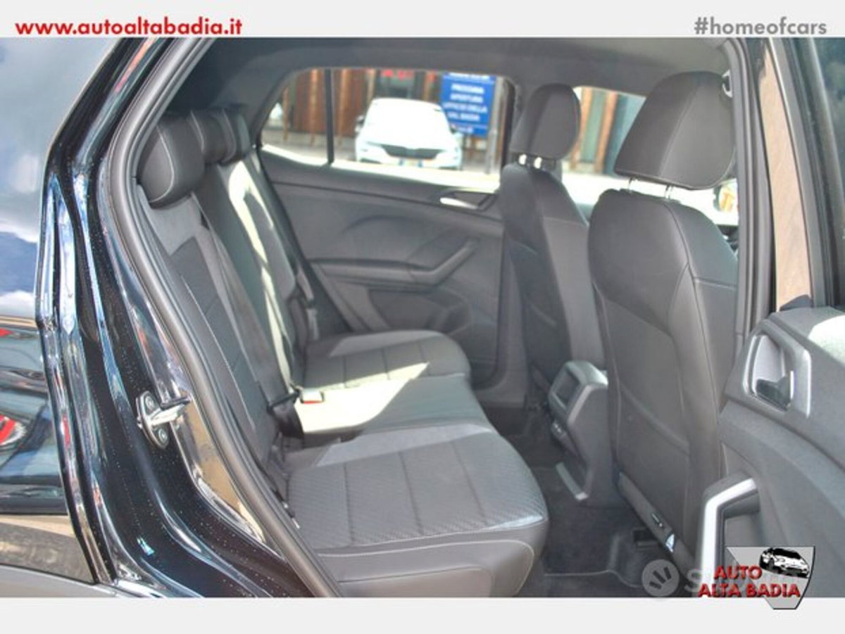 Volkswagen T-Cross 1.0 TSI Sport (11)