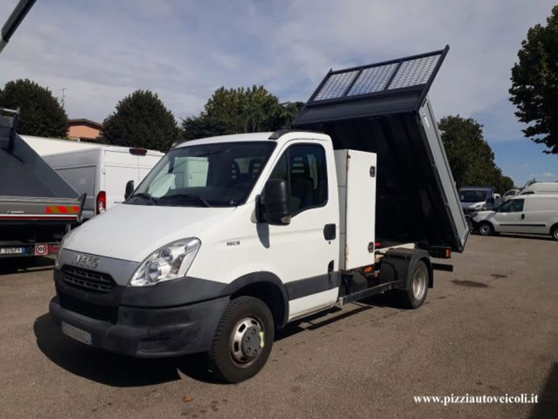 Iveco Daily Telaio 35C13 2.3 HPT PLM-RG Cabinato