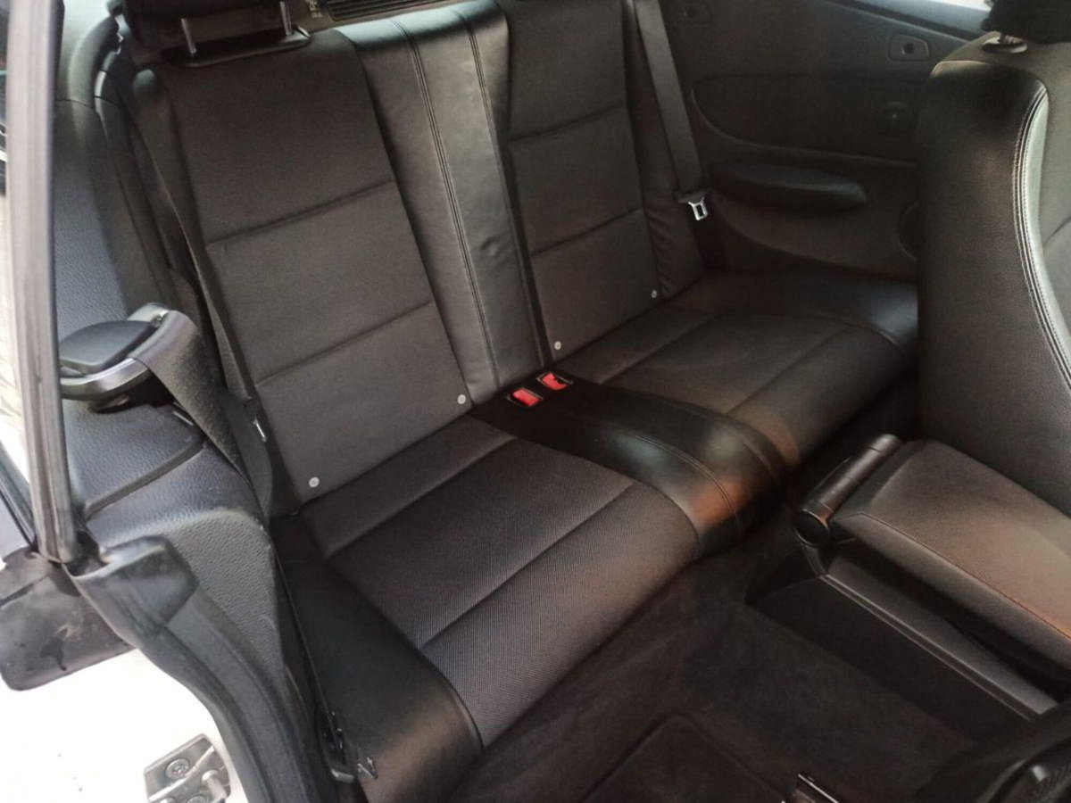 BMW Serie 1 Cabrio 118d  Futura (10)