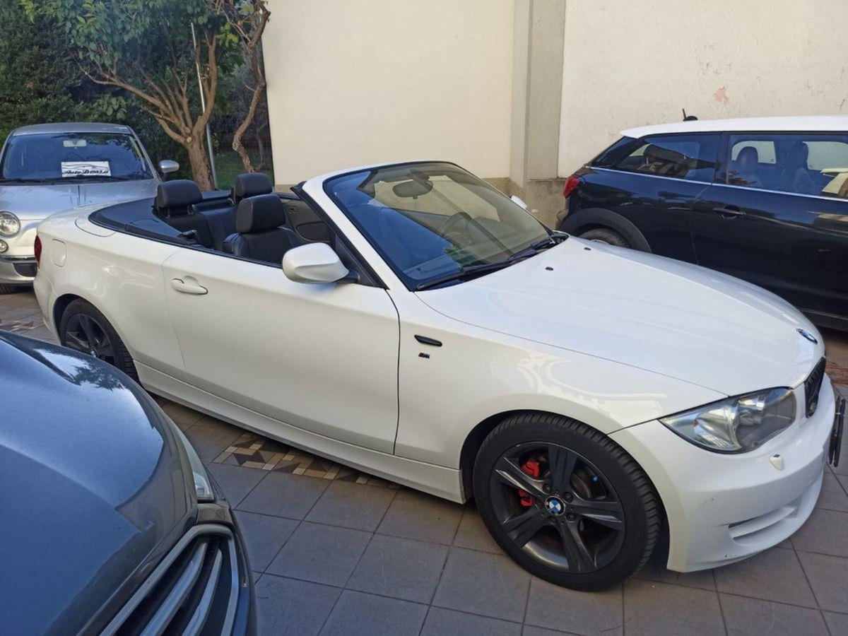 BMW Serie 1 Cabrio 118d  Futura (2)