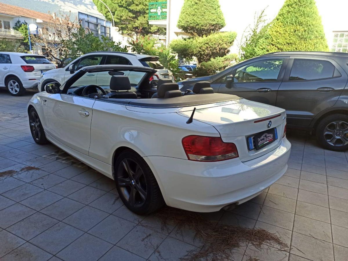BMW Serie 1 Cabrio 118d  Futura (3)