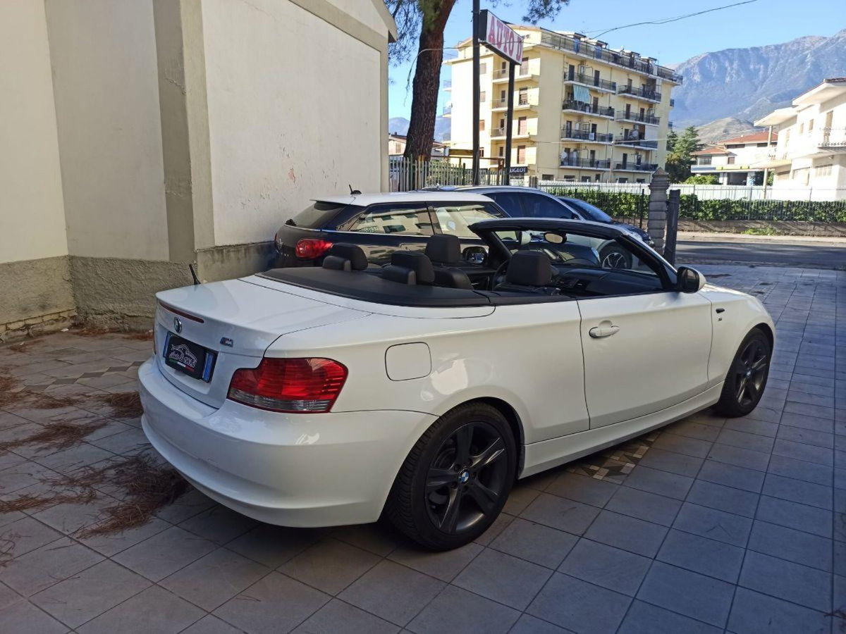 BMW Serie 1 Cabrio 118d  Futura (4)