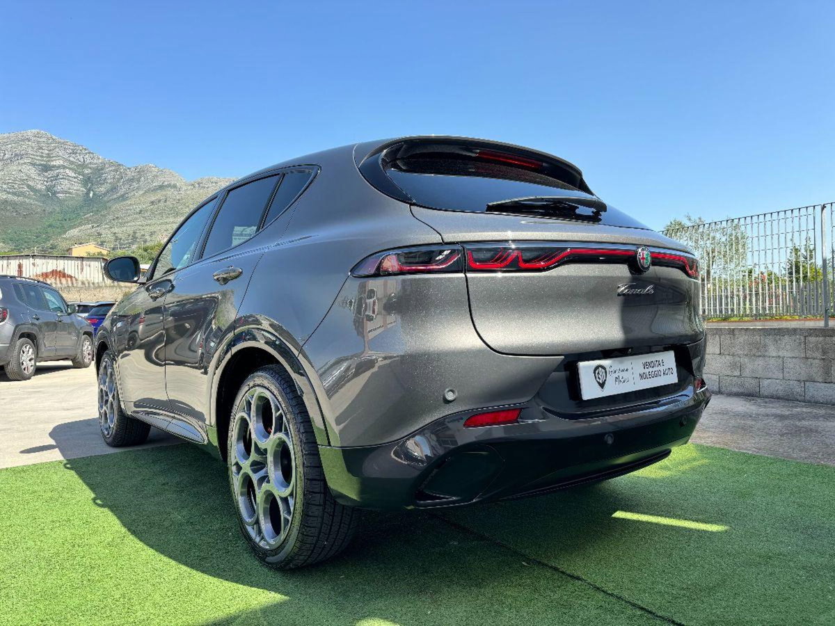 Alfa Romeo Tonale 1.5 hybrid Sport Speciale 175cv tct7 (4)