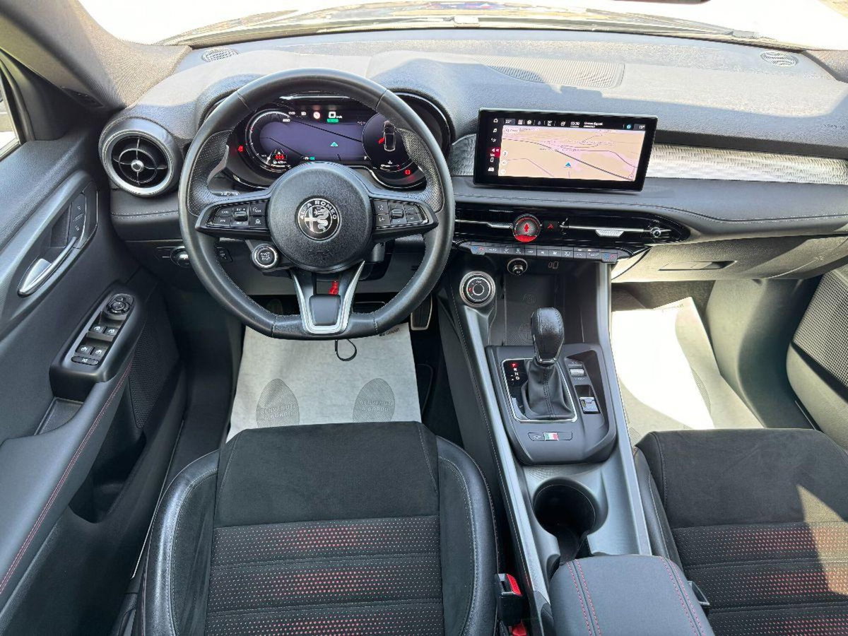 Alfa Romeo Tonale 1.5 hybrid Sport Speciale 175cv tct7 (9)