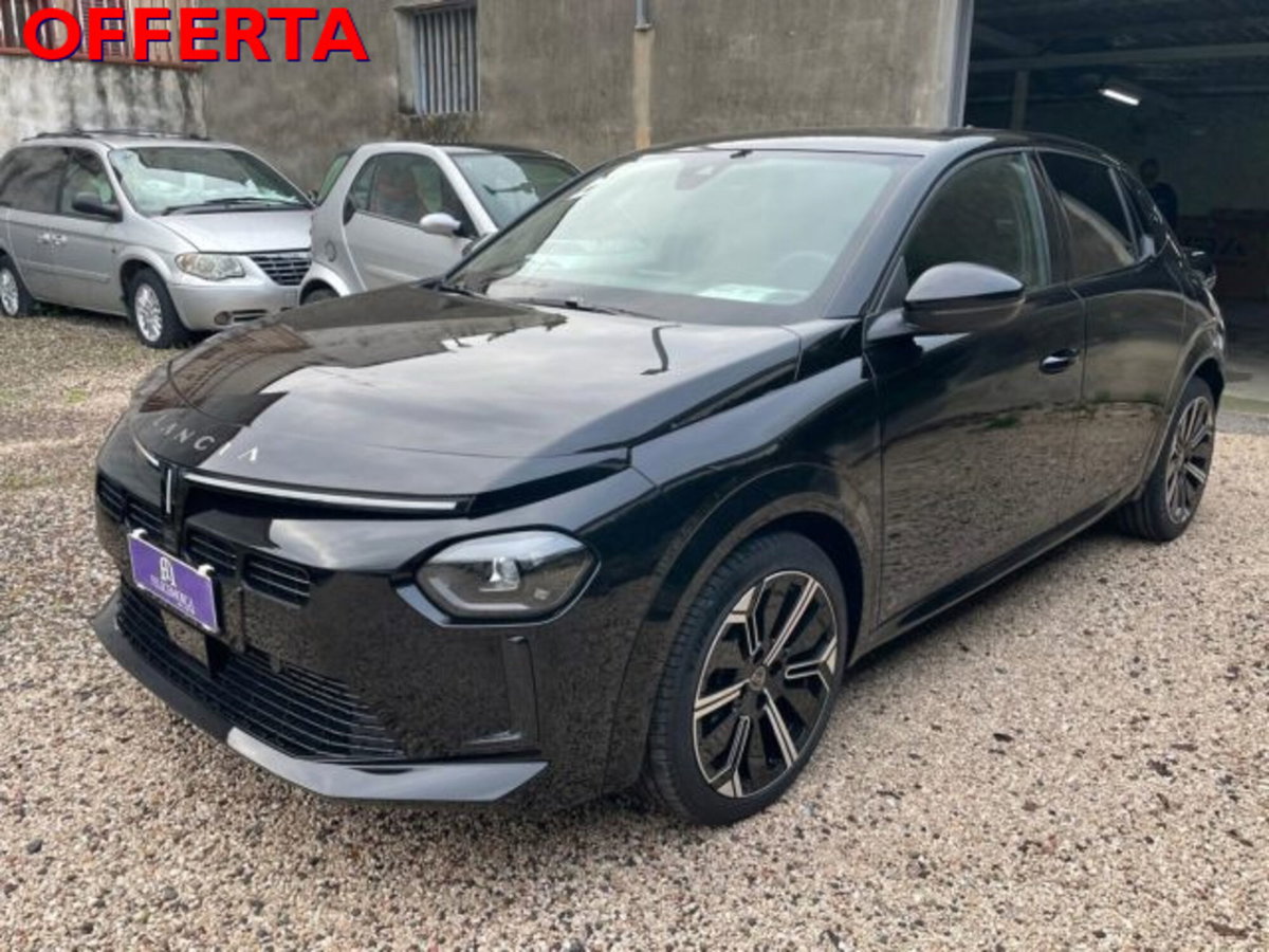 Lancia Ypsilon 1.2 mhev Edizione Limitata Cassina e-dct (2)