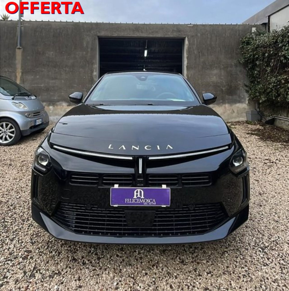 Lancia Ypsilon 1.2 mhev Edizione Limitata Cassina e-dct (4)