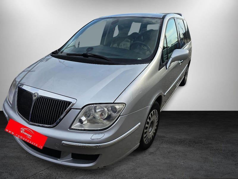 Lancia Phedra MJT 120 CV Emblema