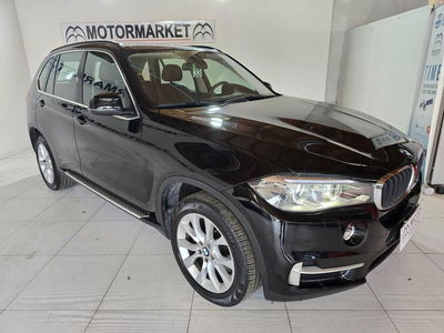 BMW X5 xDrive30d 258CV Business  usata