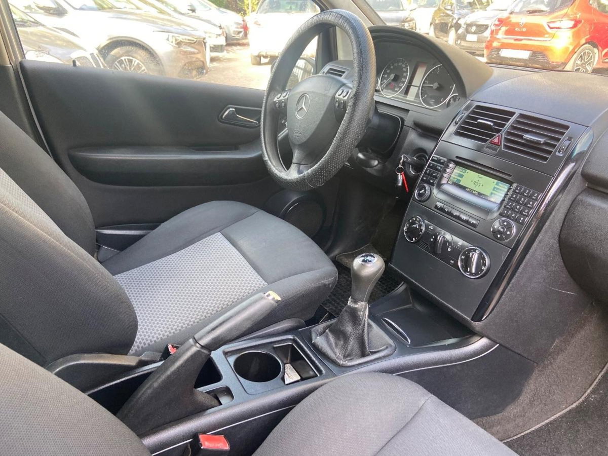 Mercedes-Benz Classe A 180 CDI (2)