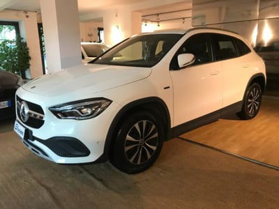 Mercedes-Benz GLA SUV 250 e EQ-Power Automatic Sport usata