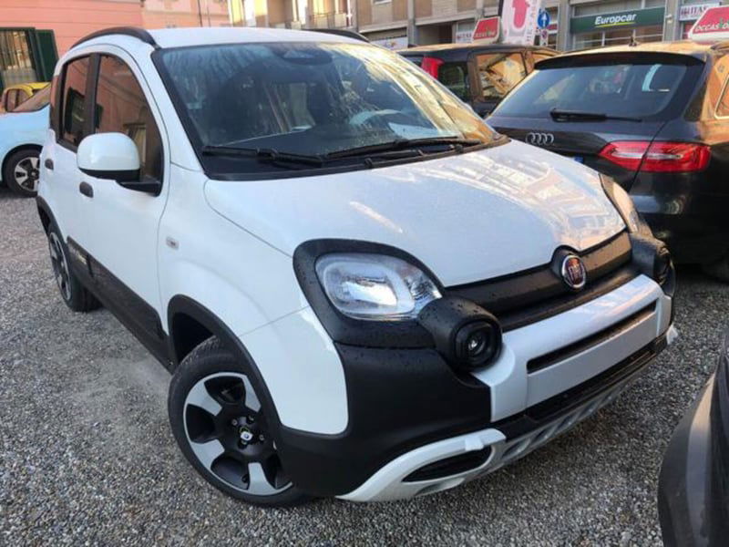Fiat Panda Cross 1.0 firefly hybrid Cross s&s 70cv 5p.ti