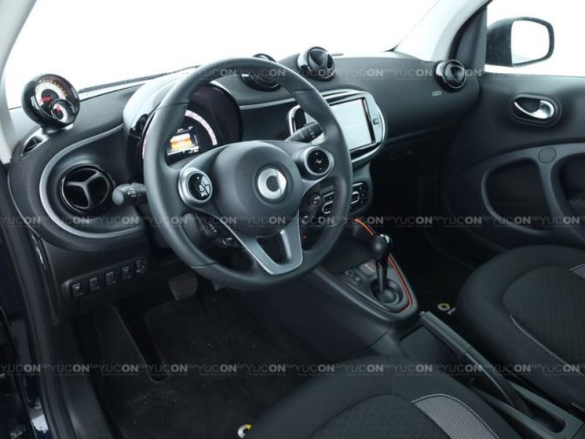 smart Fortwo EQ Passion Nightsky (6)