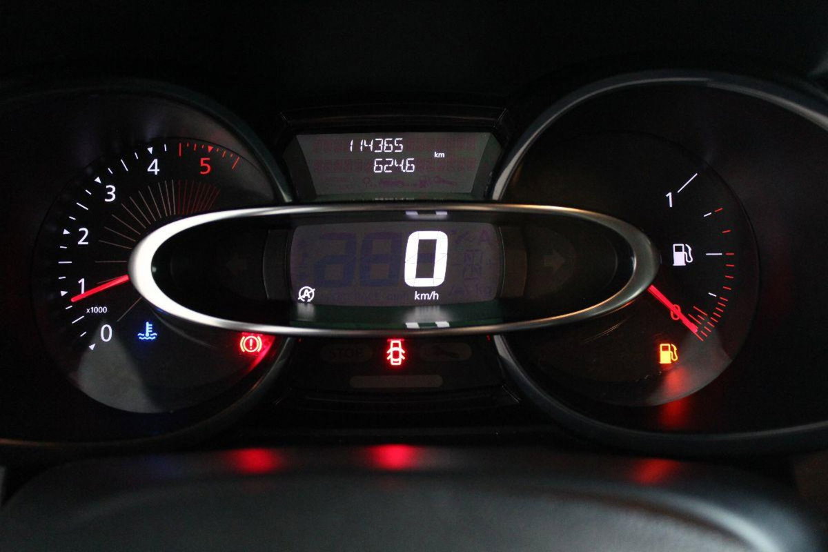 Renault Clio Sporter 1.5 dCi 8V 75CV Live (10)