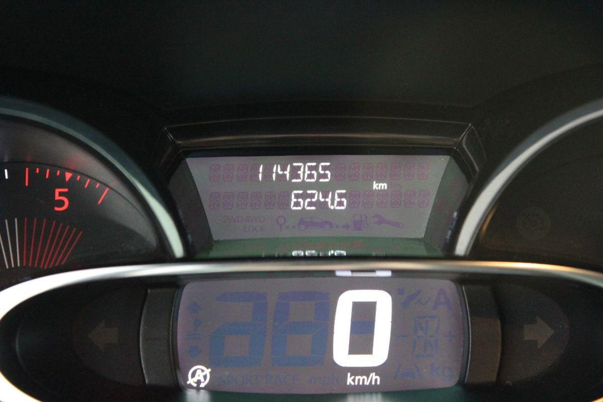 Renault Clio Sporter 1.5 dCi 8V 75CV Live (11)