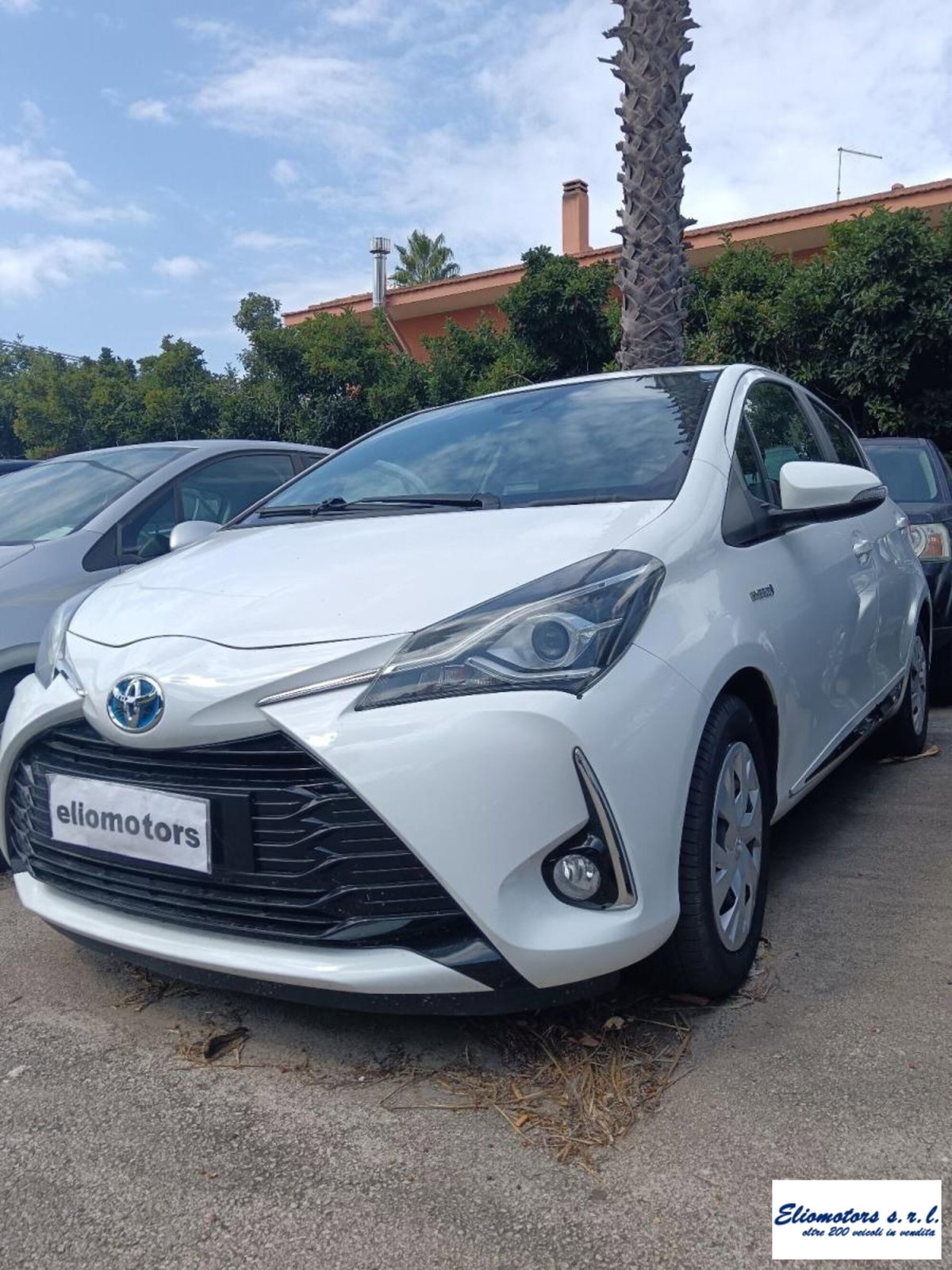 Toyota Yaris 1.0 5 porte Trend (4)