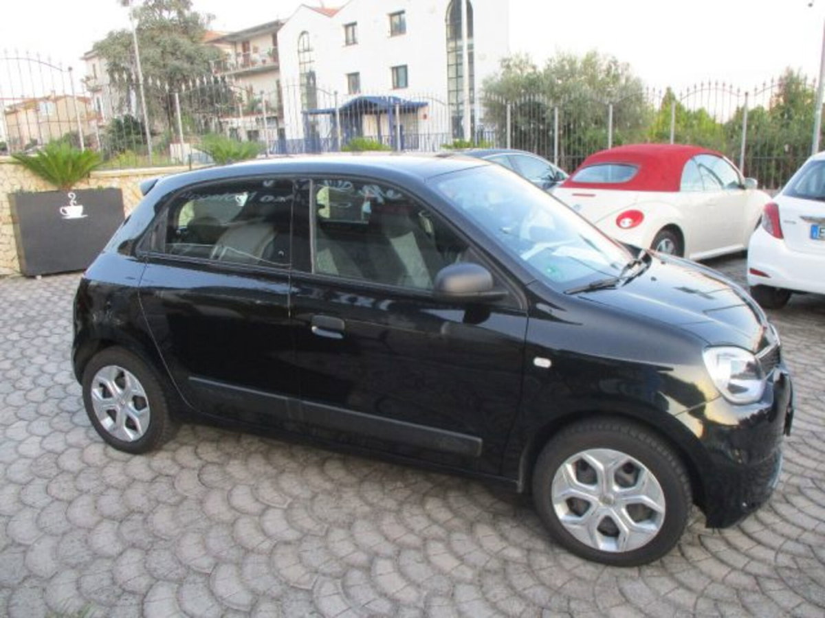 Renault Twingo SCe 65 CV Intens (4)