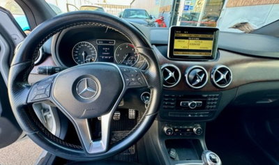 Mercedes-Benz Classe B 200 CDI BlueEFFICIENCY Premium (12)