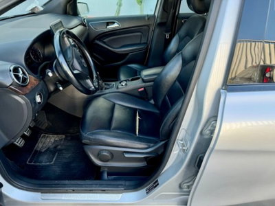 Mercedes-Benz Classe B 200 CDI BlueEFFICIENCY Premium (8)