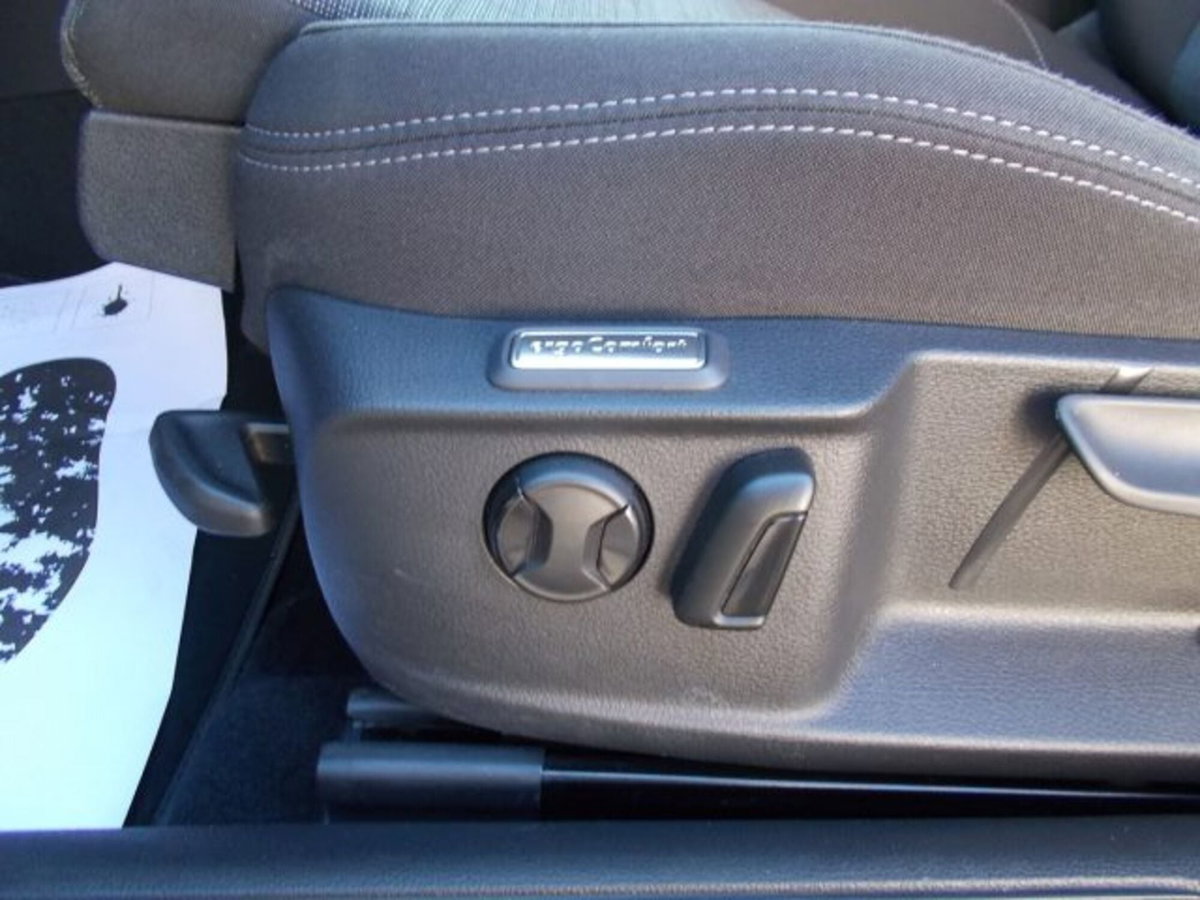 Volkswagen Passat Variant 1.6 TDI SCR DSG Business BMT (14)
