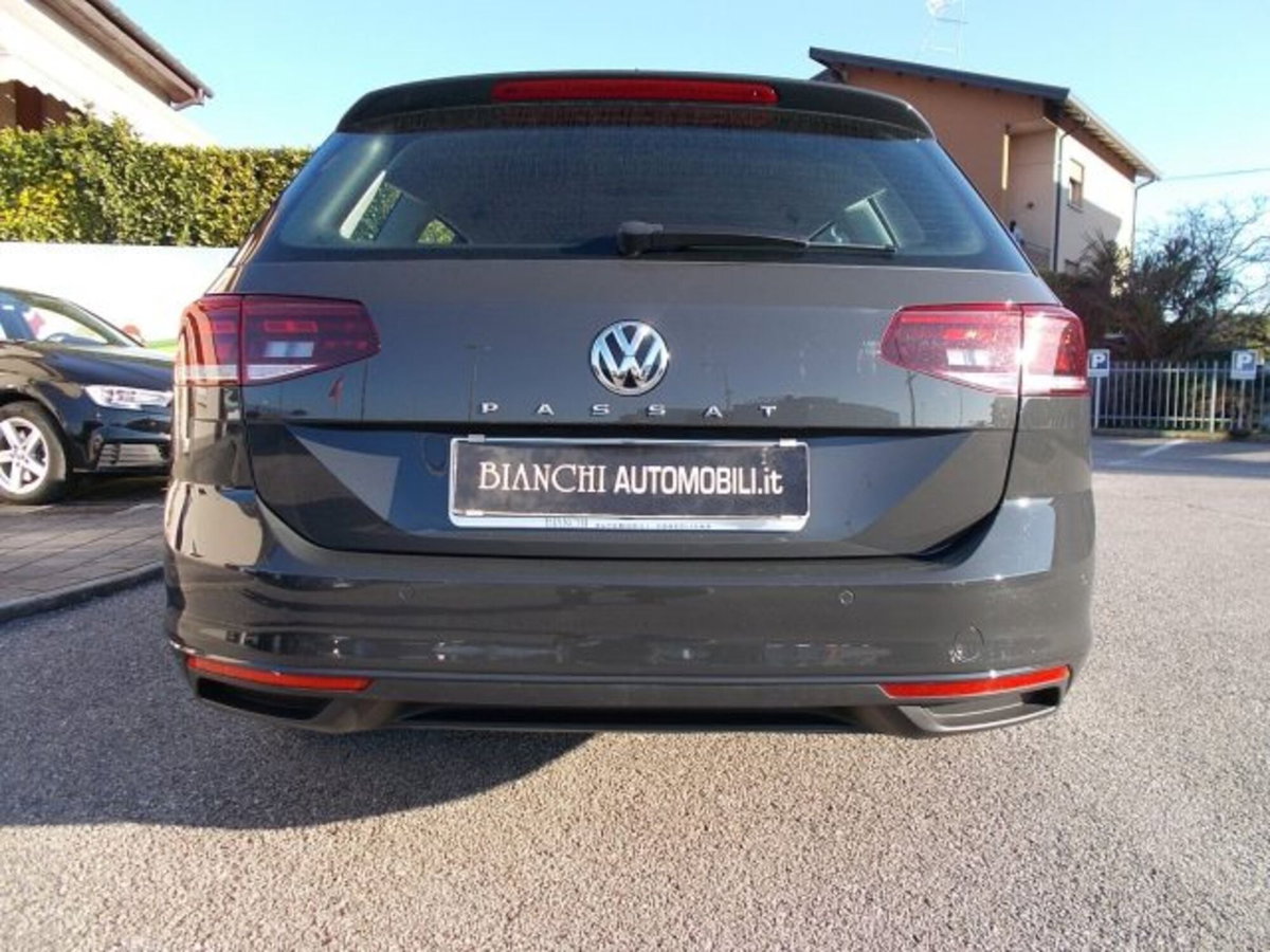 Volkswagen Passat Variant 1.6 TDI SCR DSG Business BMT (6)