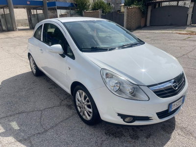 Opel Corsa 1.2 80CV 3 porte GPL-TECH Club (3)