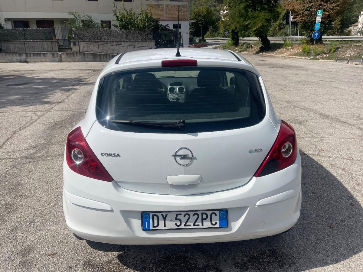 Opel Corsa 1.2 80CV 3 porte GPL-TECH Club (6)