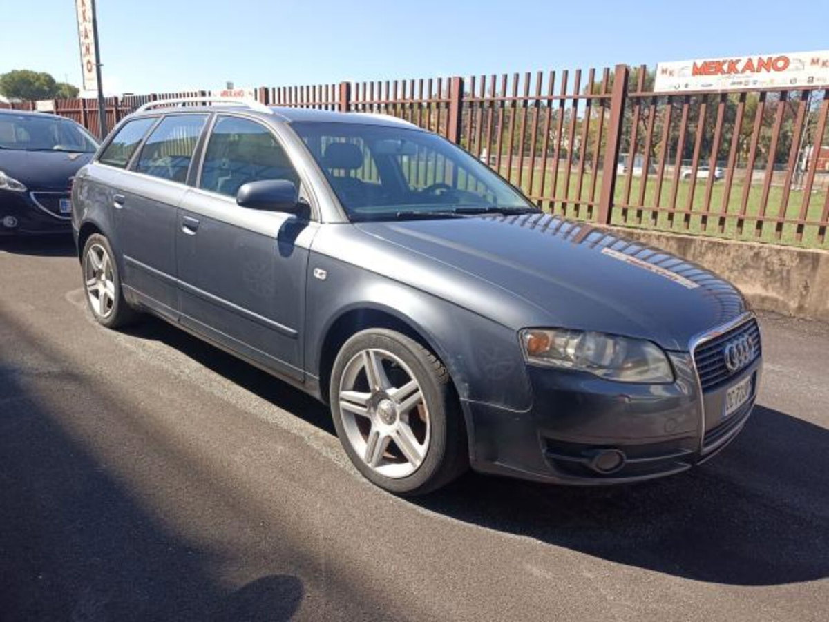 Audi A4 Avant 2.0 TDI 190 CV clean diesel quattro edition (2)