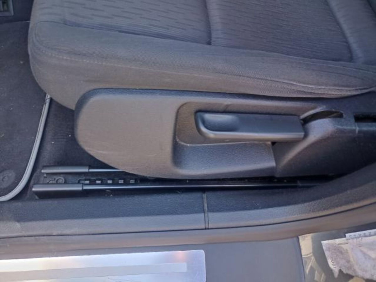 Audi A4 Avant 2.0 TDI 190 CV clean diesel quattro edition (9)