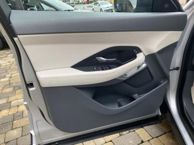Jaguar E-Pace 2.0D 150 CV AWD aut. S (13)