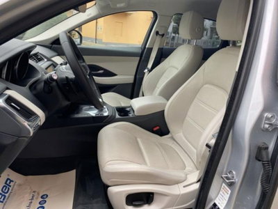 Jaguar E-Pace 2.0D 150 CV AWD aut. S (6)