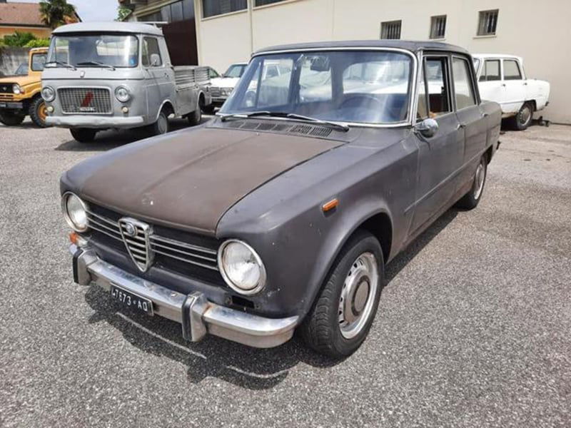 Alfa Romeo Giulia 2.0 Turbo 200 CV AT8 Super