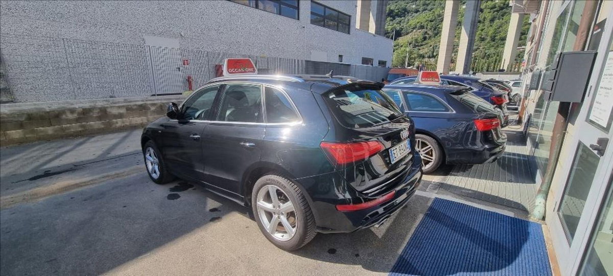 Audi Q5 2.0 TDI 150 CV clean diesel Advanced (4)
