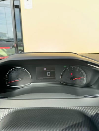Peugeot 2008 PureTech 130 S&S Active usata