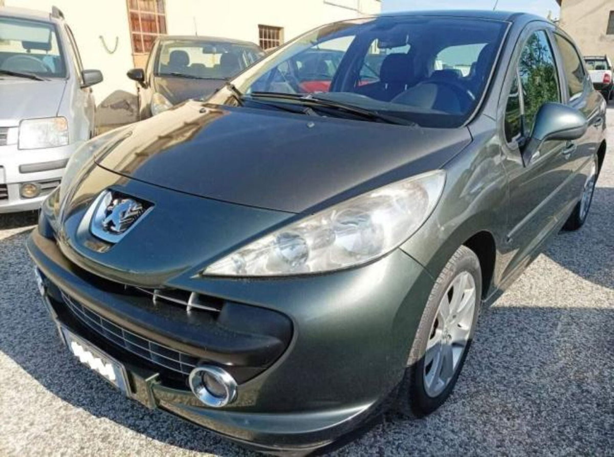 Peugeot 207 HDi 110CV 5p. XS (2)