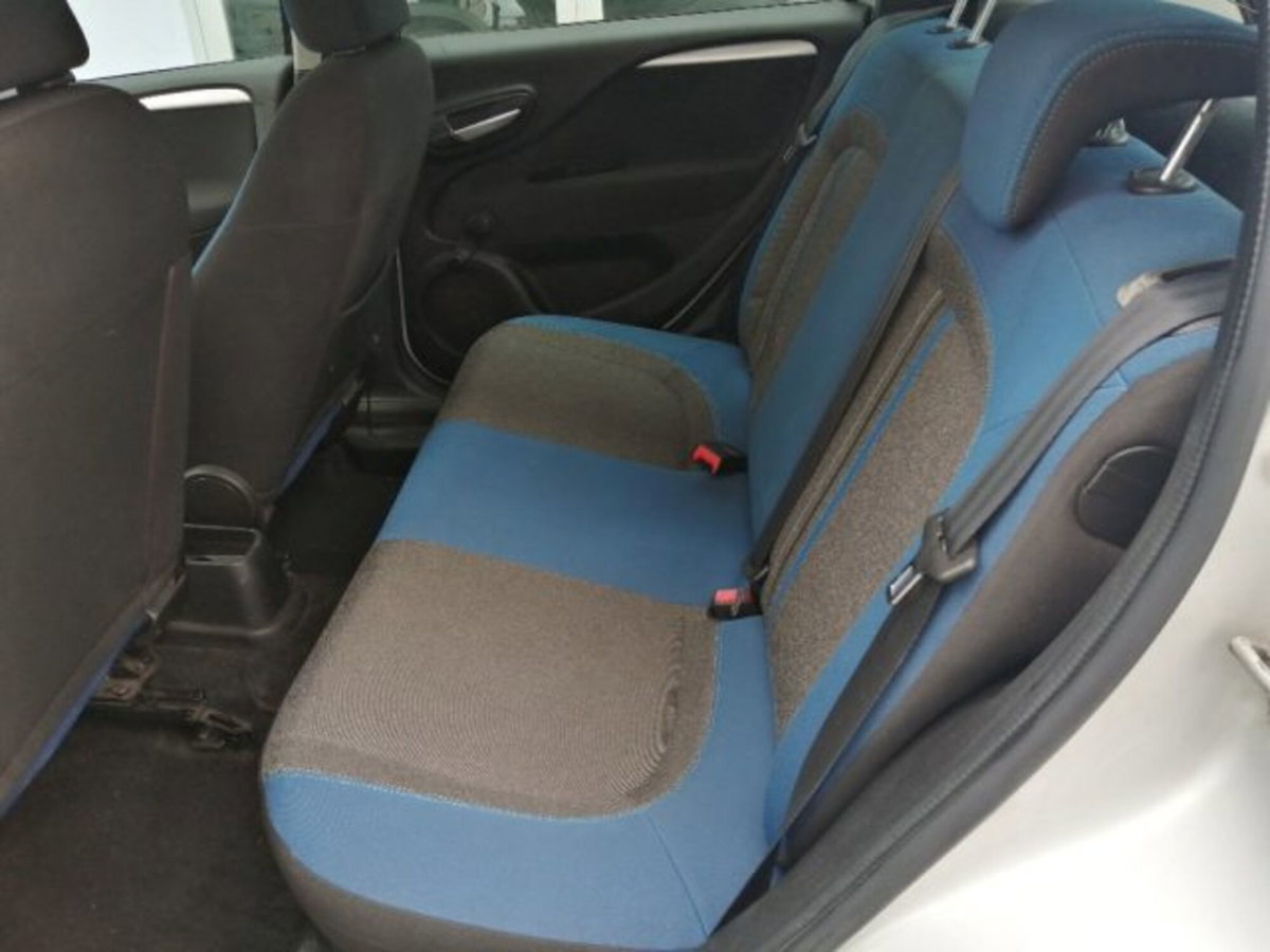 Fiat Punto Evo 1.3 Mjt 95 CV DPF 5 porte S&S Dualogic Dynamic (9)