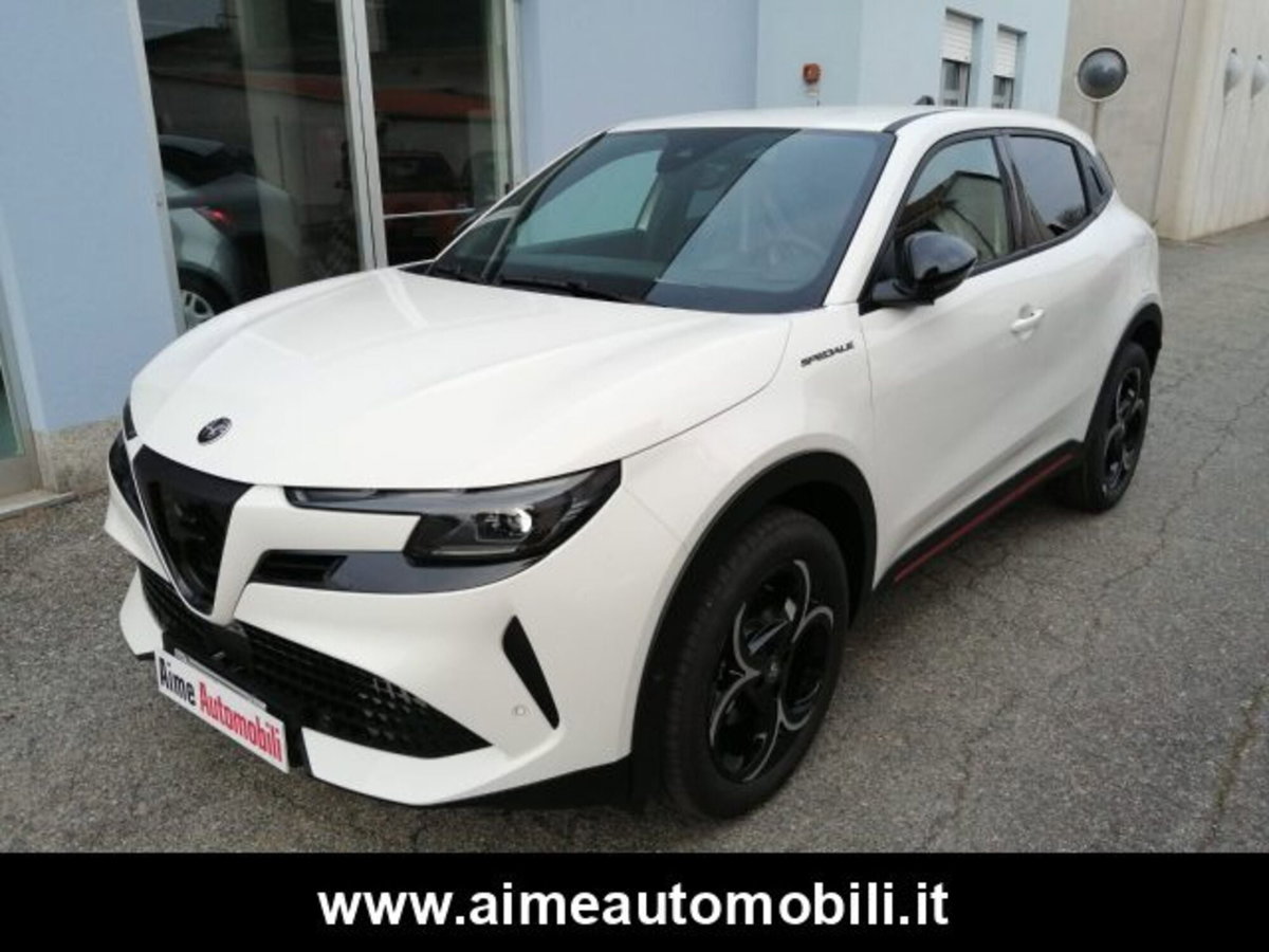Alfa Romeo Junior 1.2 ibrida Speciale 145cv edct6
