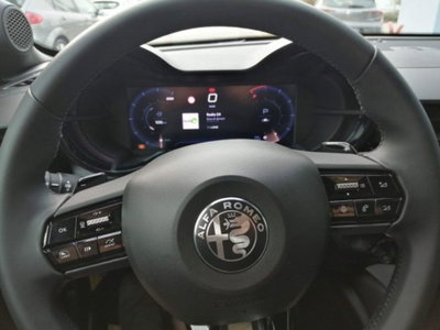 Alfa Romeo Junior 1.2 ibrida Speciale 145cv edct6 (9)