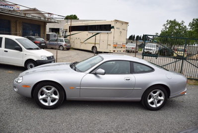 Jaguar XK8 4.0 Coupé (11)